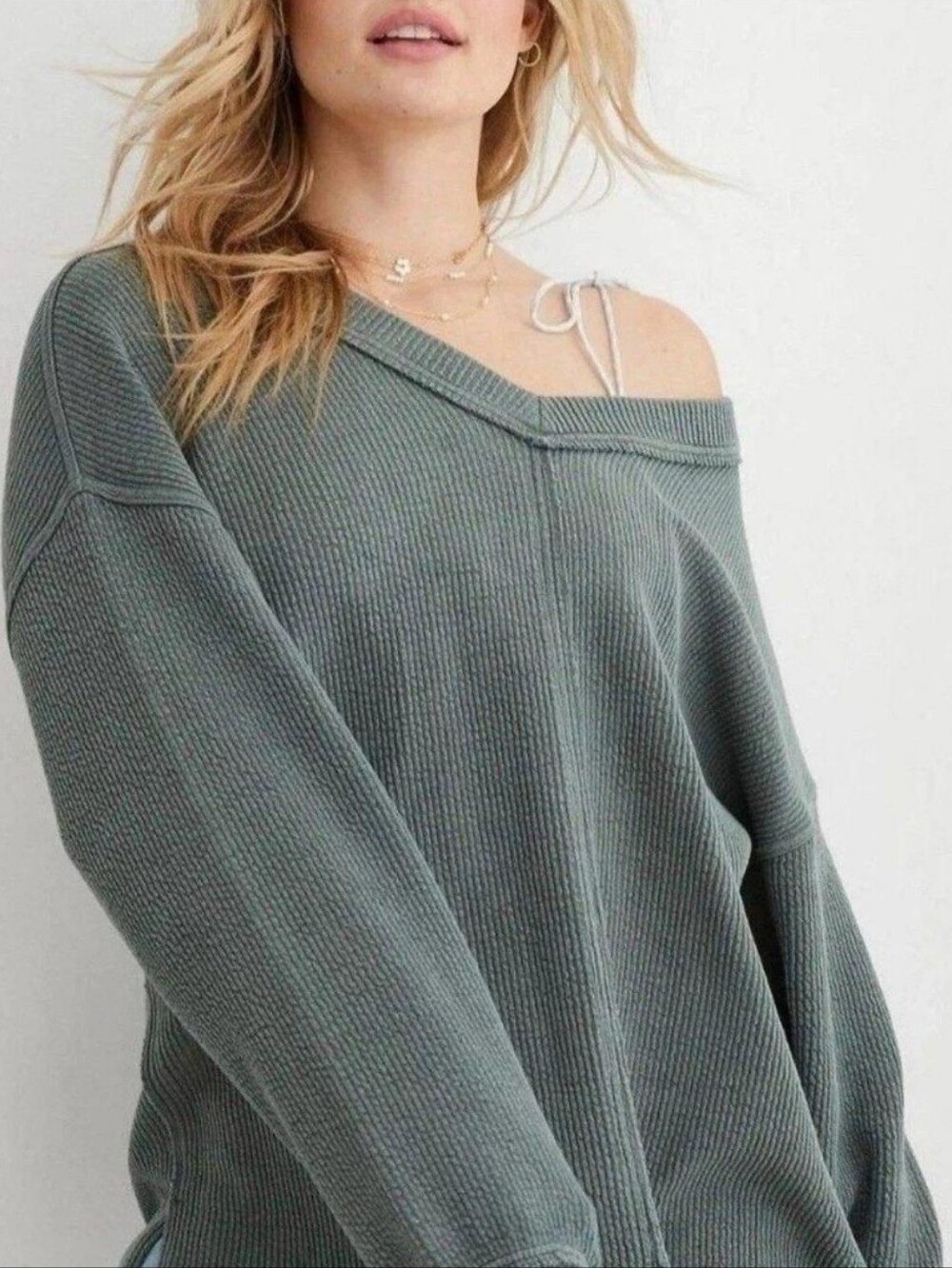 Aerie Wonder Textured V-Neck Sweatshirt